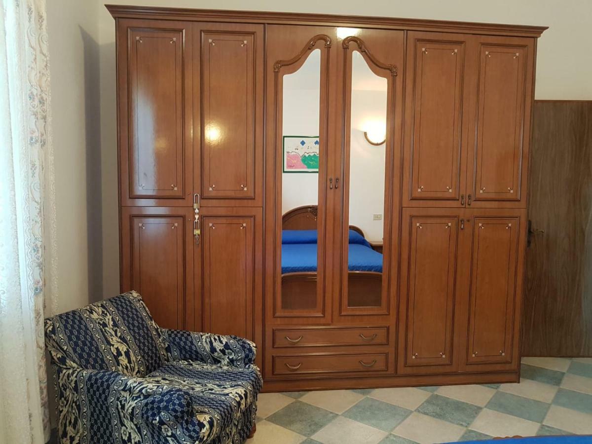 Villetta Su Barrali 奥罗塞伊 外观 照片